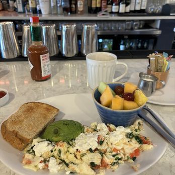 Ithaki Mediterranean Restaurant - Healthy Scramble - Mediterranean Near Me - Peabody, Massachusetts