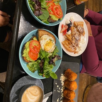 Sugar Tree Cafe - Avocado Toast x2 Waffle and Mac N Cheese Bites - Cafes Near Me - Nutley, New Jersey