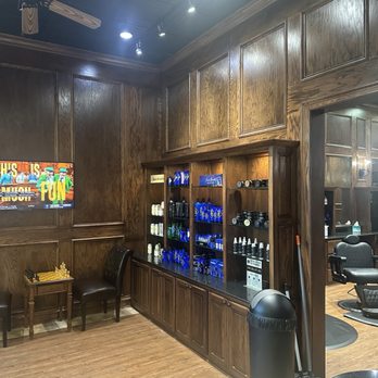Boardroom Salon for Men - Avalon - Barbers Near Me - Alpharetta, Georgia