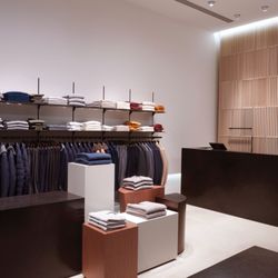 BRAUN - BRAUN Hamburg Store Mönckebergstraße - Erdgeschoss