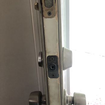 Okey DoKey Locksmith Austin - Top lock that cannot be locked from the outside was the deadbolt Ron initially tried telling us was locked - Keys & Locksmiths Near Me - Austin, Texas Okey DoKey Locksmith Austin - Top lock that cannot be locked from the outside was the deadbolt Ron initially tried telling us was locked - Keys & Locksmiths Near Me - Austin, Texas