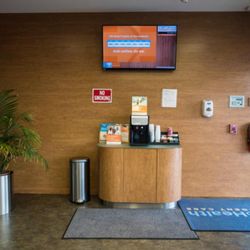 Northwell Health-GoHealth Urgent Care - Northwell Health-GoHealth Urgent Care Lobby in Syosset