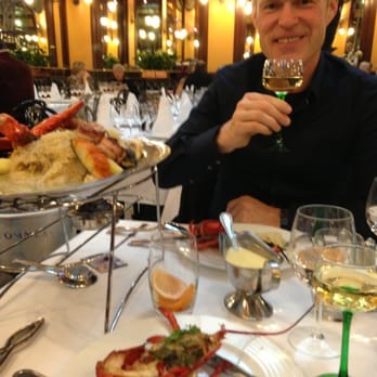 Brasserie Bofinger - Enjoying traditional sauerkraut and seafood platter! - Brasseries Near Me - Paris, 75