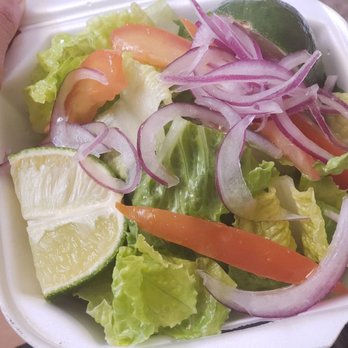 El Incomparable Peruvian Cuisine - Side salad with no kind of dressing - Peruvian Near Me - Reseda, California