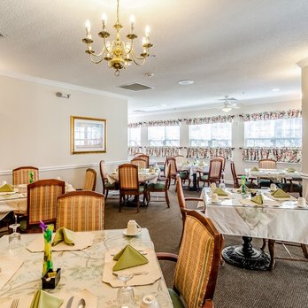 TerraBella Southport - Dining Room - Assisted Living Facilities Near Me - Southport, North Carolina TerraBella Southport - Dining Room - Assisted Living Facilities Near Me - Southport, North Carolina