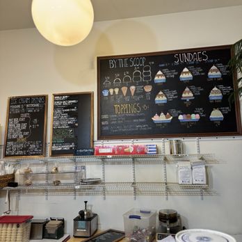 Cayuga Lake Creamery at The Dewitt Mall - Their menu & pricing as of Feb. 2026 - Ice Cream & Frozen Yogurt Near Me - Ithaca, New York Cayuga Lake Creamery at The Dewitt Mall - Their menu & pricing as of Feb. 2026 - Ice Cream & Frozen Yogurt Near Me - Ithaca, New York
