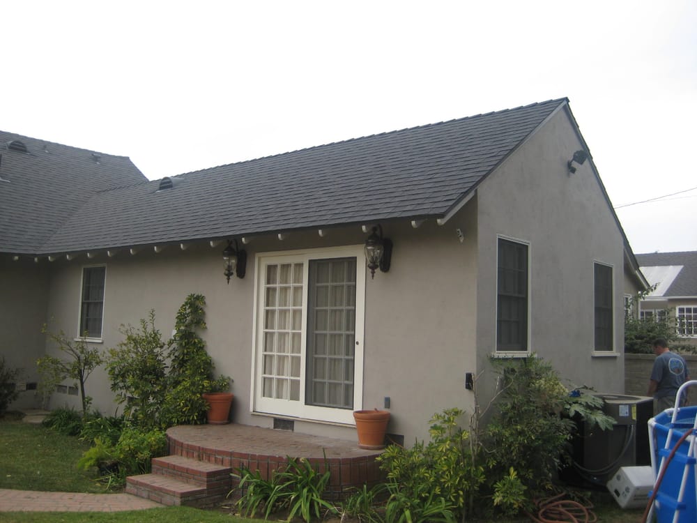 Slide of B & G Roofing