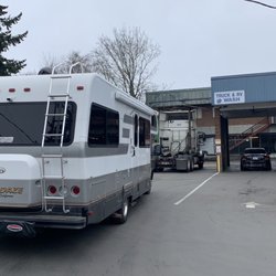Andy's Handy Mart - RV self wash
