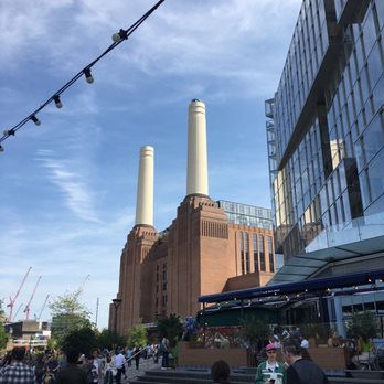 Battersea Power Station - Landmarks & Historical Buildings Near Me - London, XGL