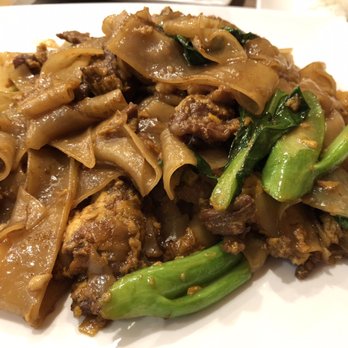 Thai Spoon Cafe - Beef Pad See Ew - Thai Near Me - Redlands, California Thai Spoon Cafe - Beef Pad See Ew - Thai Near Me - Redlands, California