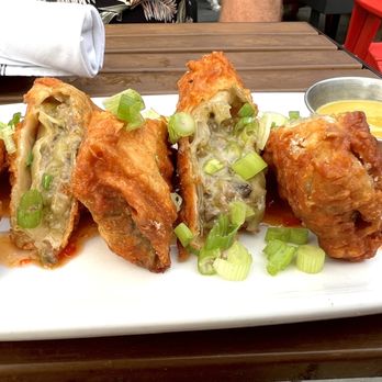 Finney's Crafthouse - Burbank - Philly Cheesesteak Egg Rolls - New American Near Me - Burbank, California