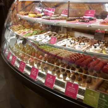 La Rinascente - Dessert/pastry counter - Shopping Centers Near Me - Florence, FI