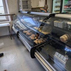 Garys Bakery - If you're looking to carb load, you found the right place.