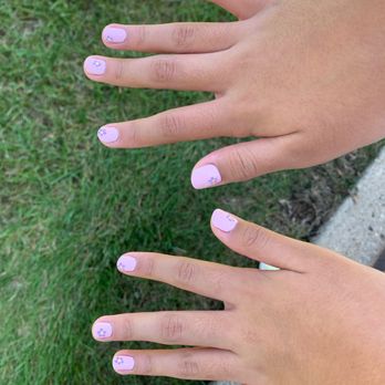 Graphic Nail - Nail Salons Near Me - Vernon Hills, Illinois Graphic Nail - Nail Salons Near Me - Vernon Hills, Illinois