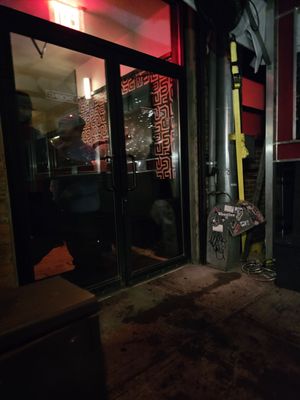 Bunton’s World Famous by null