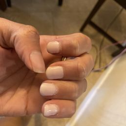 Gel manicure peeling after ONE day Gel manicure peeling after ONE day
