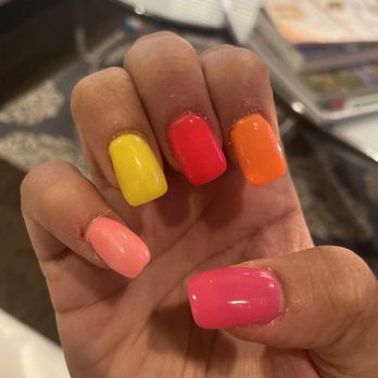 Frenchy's Nails - THE PINKY AND YELLOW IS SOOO BADLY SHAPED AND THICK - Nail Salons Near Me - Lewisville, Texas