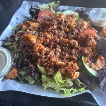 Gordy's - Buffalo chicken salad - American Near Me - Prince Frederick, Maryland