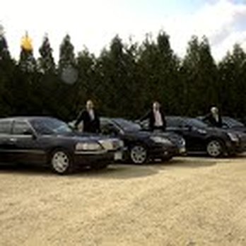 Phase 1 Limousine - Limos Near Me - West Bend, Wisconsin