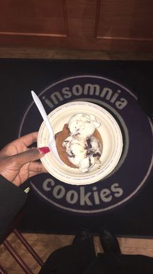 Insomnia Cookies by null
