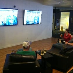 Pete's Gambling Hall - The TV lounge.