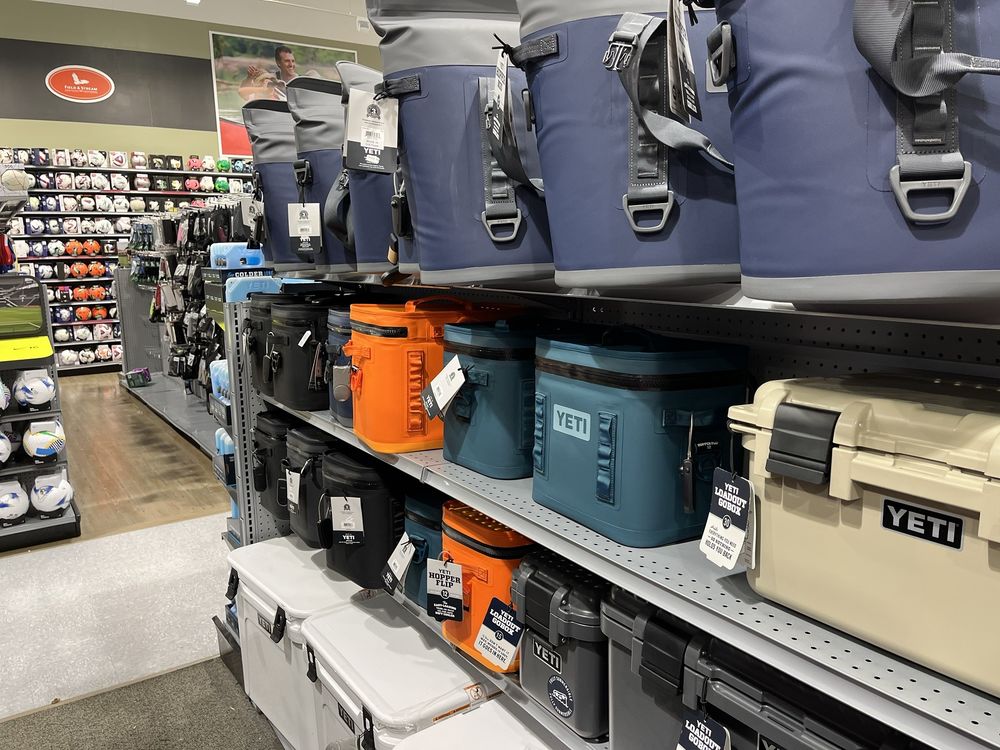 DICK’S SPORTING GOODS Updated September 2024 30 Photos & 21 Reviews