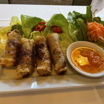 Le Colonial - CHA GIO - Crispy Shrimp & Pork Rolls - Vietnamese Near Me - Chicago, Illinois