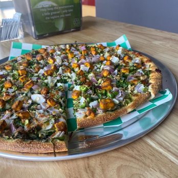 Pizza Twist - Pizza - Pizza Near Me - Roseville, California Pizza Twist - Pizza - Pizza Near Me - Roseville, California