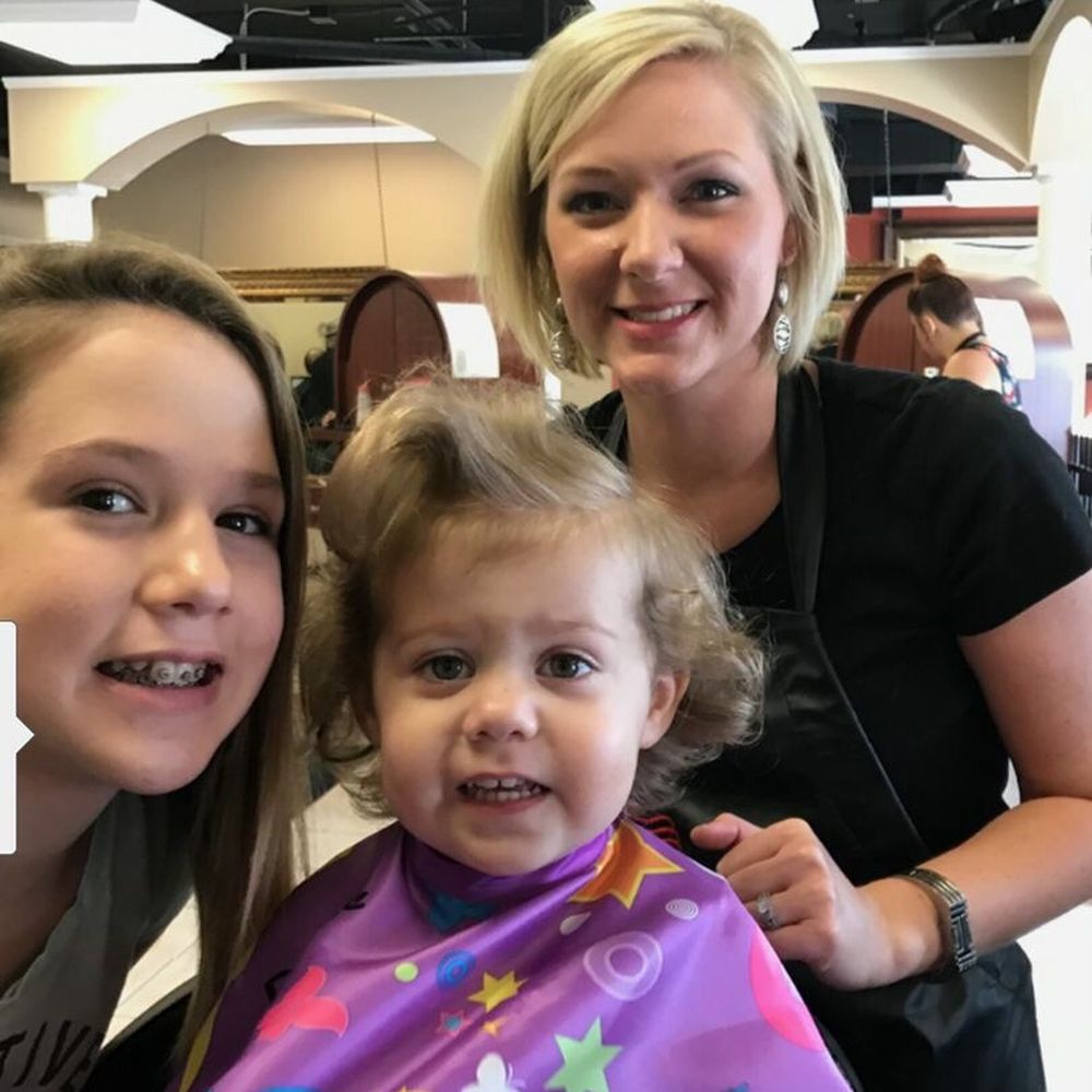 Salon La Bella - Cuts and styles for all ages - Hair Stylists Near Me - Hixson, Tennessee Salon La Bella - Cuts and styles for all ages - Hair Stylists Near Me - Hixson, Tennessee