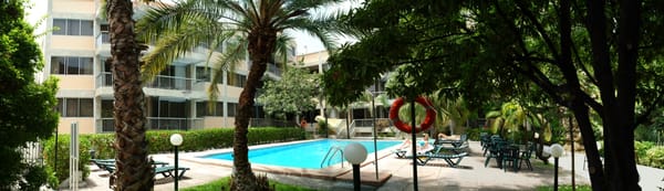 Hotel Colón Rambla by null