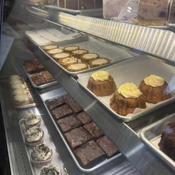 daily ritual coffee - Pastry case - Cafes Near Me - Charlotte, North Carolina