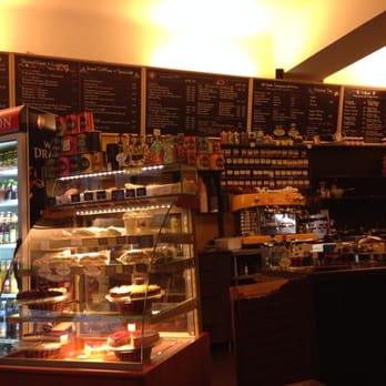 Café Quitte - Cafes Near Me - Berlin, BE