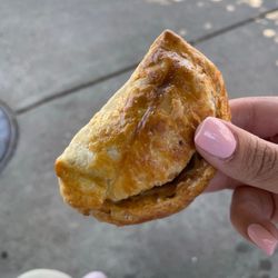 El Mercado Meat Mart - Argentinian empanadas