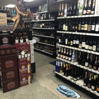 El Gato Tuerto - a large selection of wine - Beer, Wine & Spirits Near Me - Miami, Florida El Gato Tuerto - a large selection of wine - Beer, Wine & Spirits Near Me - Miami, Florida