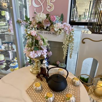 T&5 Cafe Bakery - 08.05.23 it's so pretty in here... - Bakeries Near Me - Folsom, California T&5 Cafe Bakery - 08.05.23 it's so pretty in here... - Bakeries Near Me - Folsom, California