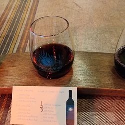 MontaVino - Red wine flight