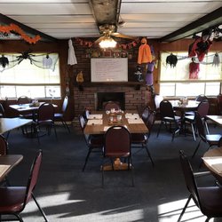 Airport Restaurant - Dining room