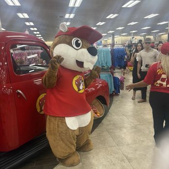 Buc-ee’s - Gas Stations Near Me - Goodyear, Arizona