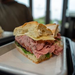 Classic Roast Beef Sandwich