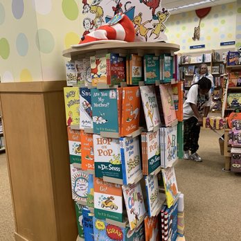 Barnes & Noble Booksellers - Bookstores Near Me - Frisco, Texas