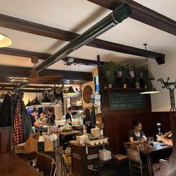 Gasthaus Zwettler's - Inside