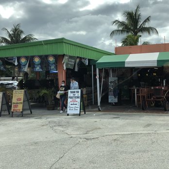 Bob Roth's New River Groves - Fruits & Veggies Near Me - Davie, Florida