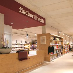 Fischer Wolle - Unser neuer Handarbeitsmarkt.  Seit 2015 finden Sie auf 850 qm deutschlands größte Auswahl an Handstrickgarne und Zubehör.