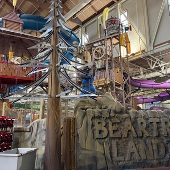 Great Wolf Lodge - Hotels Near Me - Niagara Falls, Ontario Great Wolf Lodge - Hotels Near Me - Niagara Falls, Ontario