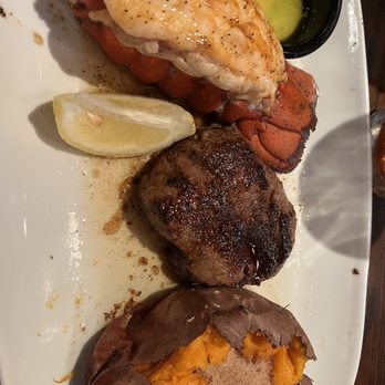 LongHorn Steakhouse - Steak and lobster - Steakhouses Near Me - Independence, Ohio LongHorn Steakhouse - Steak and lobster - Steakhouses Near Me - Independence, Ohio