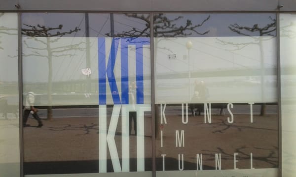 Kunst im Tunnel by null