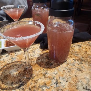 Abuelo's Mexican Restaurant - Raspberry Hibiscus Margarita - Tex-Mex Near Me - Tyler, Texas