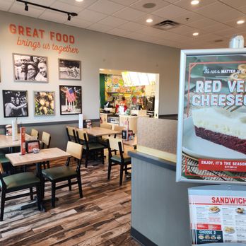 McAlister's Deli - Dining Area - Sandwiches Near Me - Goodyear, Arizona