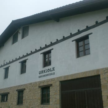 Sidrería Urkiola - Can smell the cider! - Basque Near Me - Donostia / San Sebastián, SS