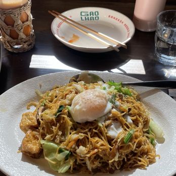 Gao Lhao - Garlicky tofu noodles - Thai Near Me - Seattle, Washington